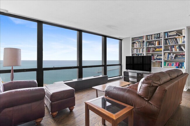 Building Photo - 900 N Lake Shore Dr