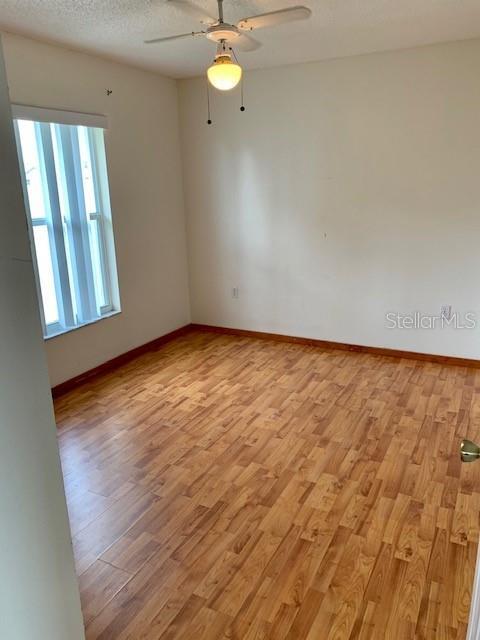 Building Photo - 301 Chiquita Ct