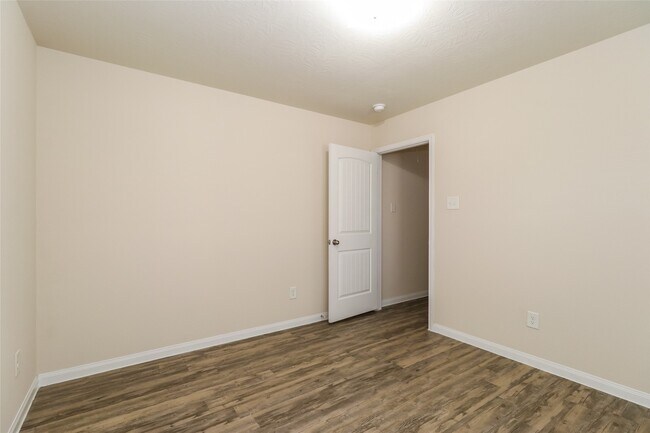 Building Photo - 2430 Jonahs Wy