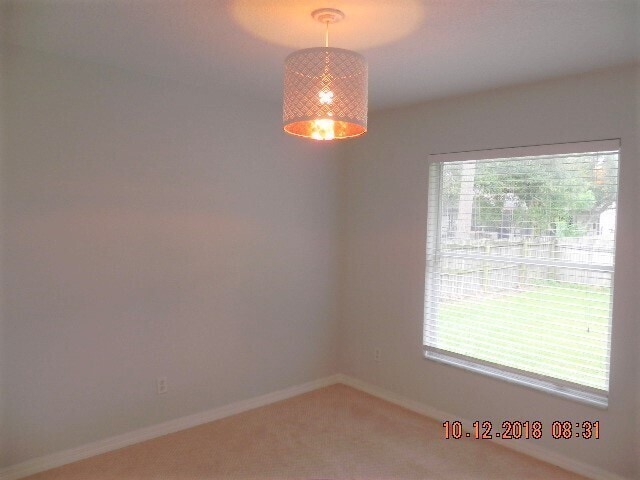 Building Photo - Charming 3 bedroom 2 Bath Home in St Cloud