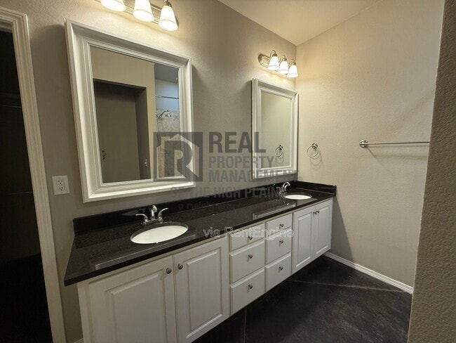 Building Photo - 7620 Legacy Pkwy