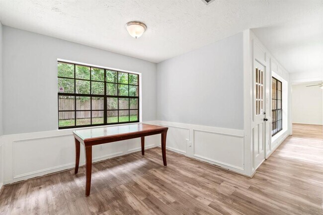 Building Photo - 29 W Torch Pine Cir