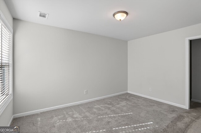 Building Photo - 4211 Portsbrook Ave