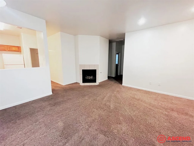 Building Photo - 531 Yellow Meadow Ct
