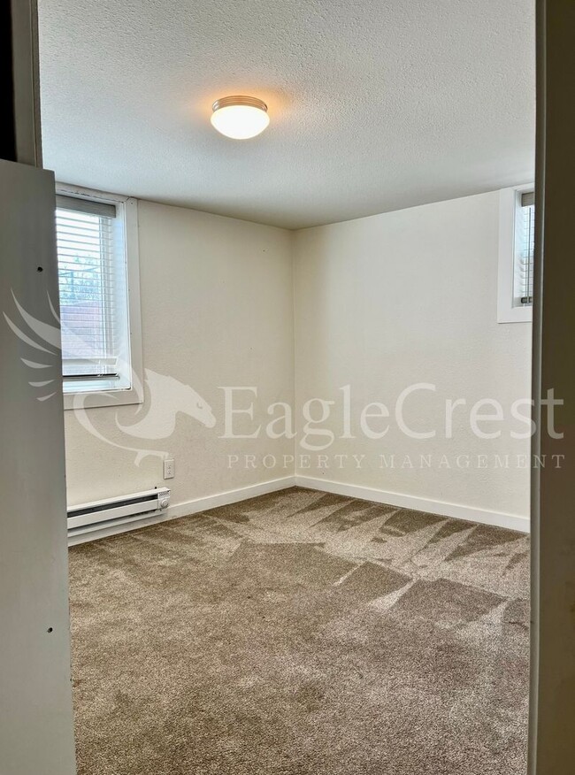 Building Photo - 1589ALDER