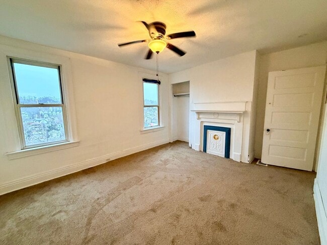 Building Photo - 1108 Oswin St