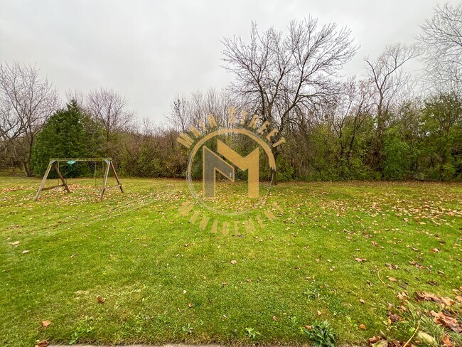 Building Photo - 466 S Good Hope Rd