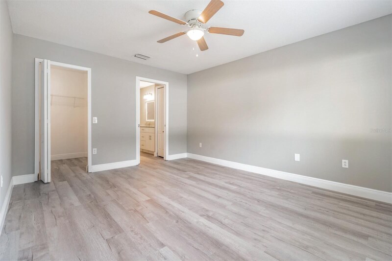 Building Photo - 643 Somerstone Dr