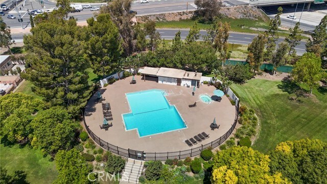 Building Photo - 24 Rockrose Way