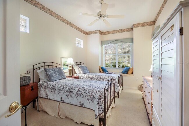 Building Photo - 4929 Old Creek Dr