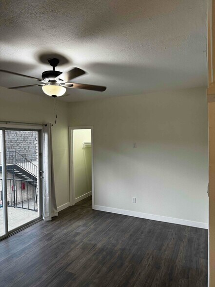 Building Photo - 170 De Chantle Rd