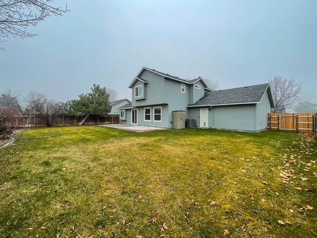 Building Photo - 4110 E Hayseed Ct