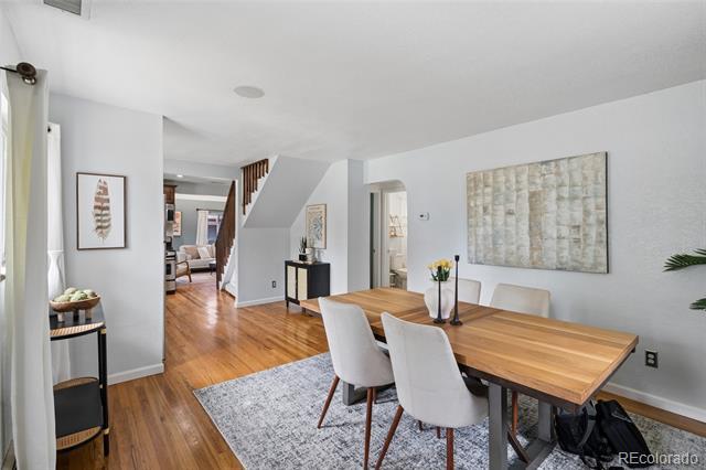 Building Photo - 556 S Canosa Ct