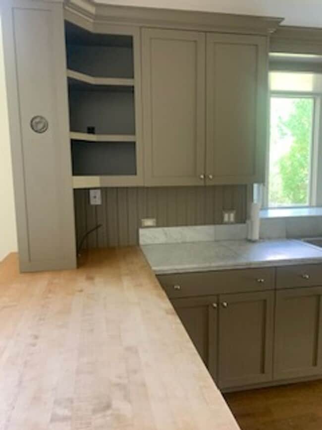 Building Photo - Beautiful 4 Bedroom 2.5 Bath home in Sun Valley