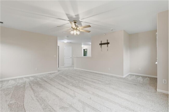 Building Photo - 13 Concordia Dr