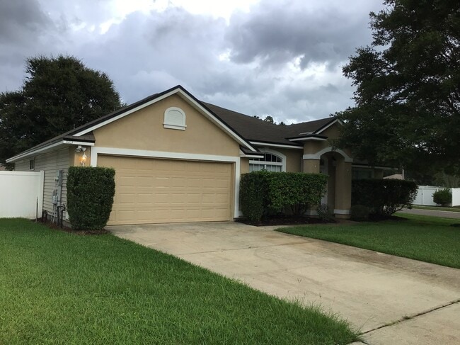 Primary Photo - 9213 Prosperity Lake Dr