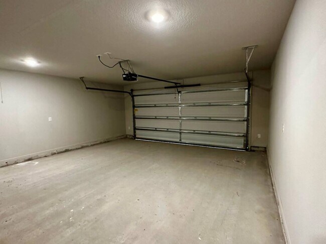 Building Photo - 23964 Unbridled Lp