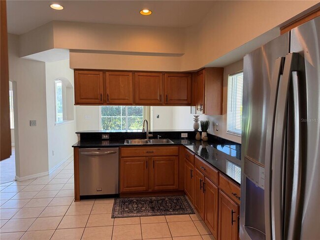 Building Photo - 10760 Plantation Bay Dr