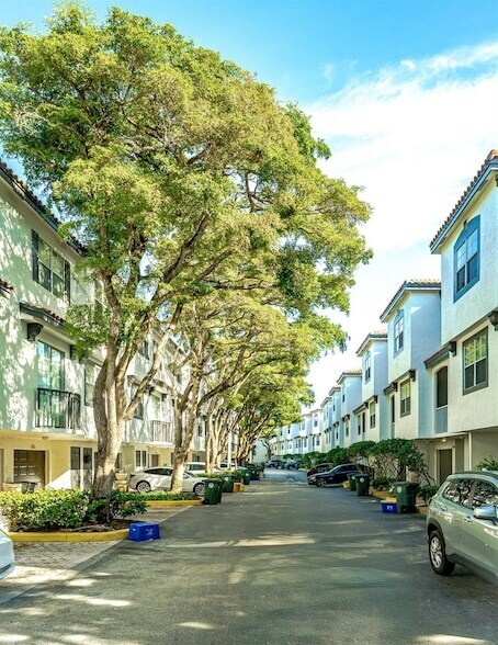 Building Photo - 20889 St Andrews Blvd