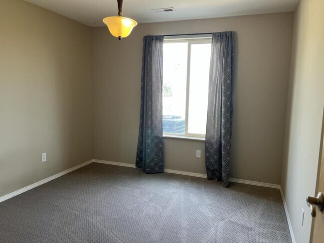 Building Photo - 22563 Hanley Dr