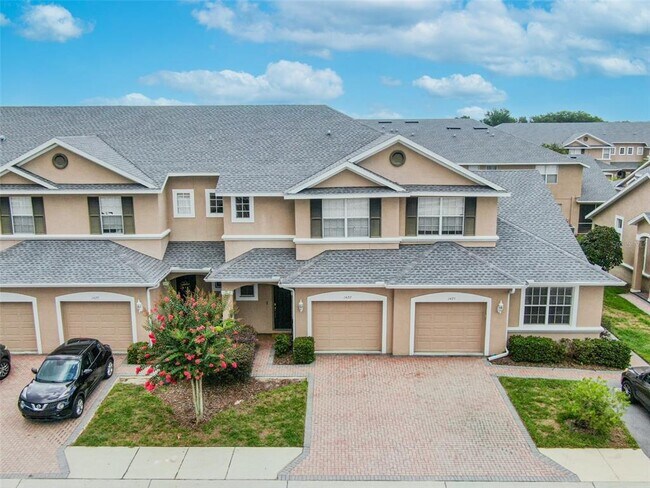 Building Photo - 1427 Summergate Dr