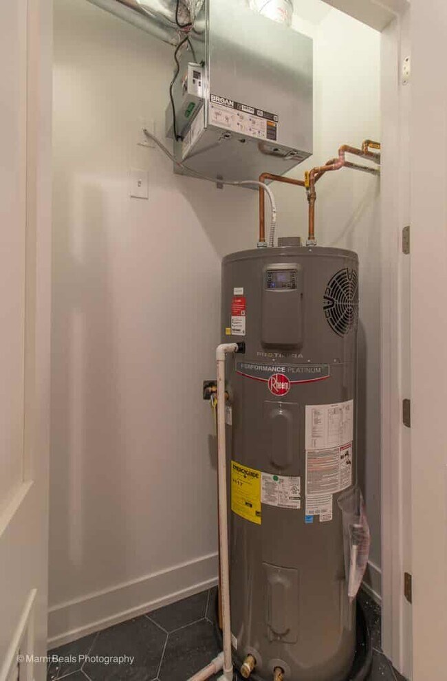 Building Photo - 507 E 60th St