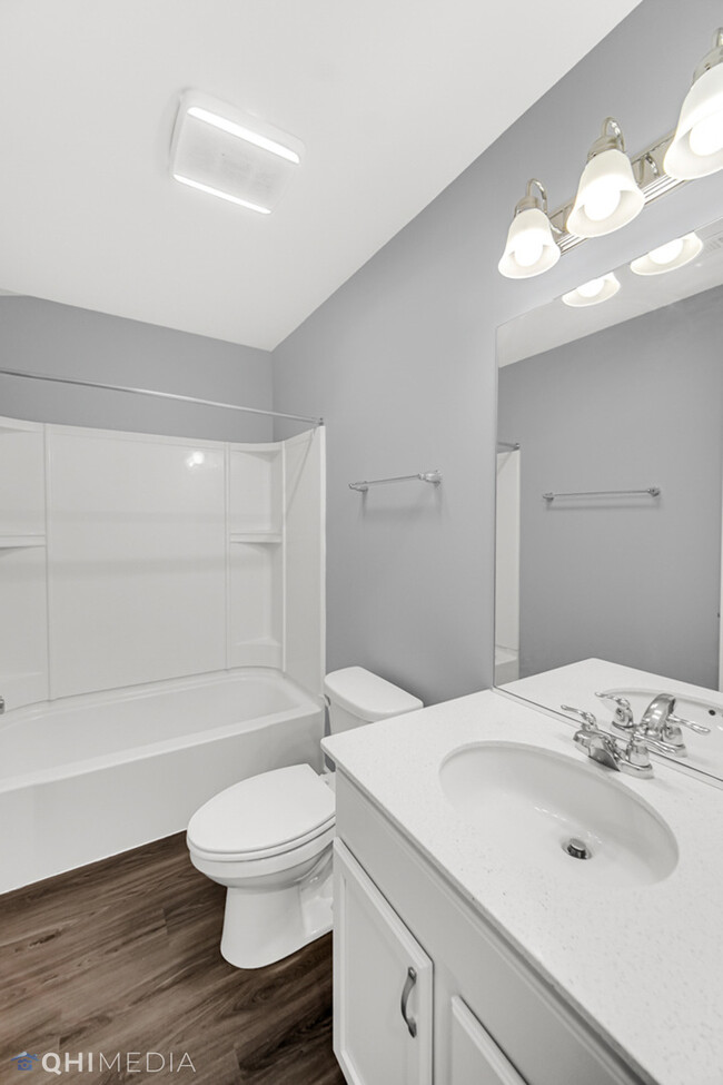 Building Photo - 597 Watercress Dr