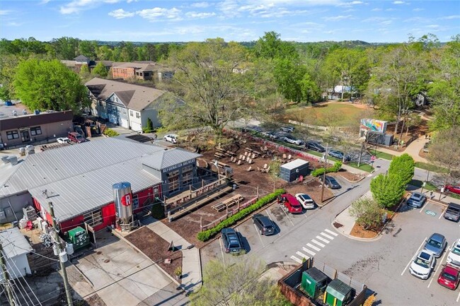 Building Photo - 104 Agnew Wy