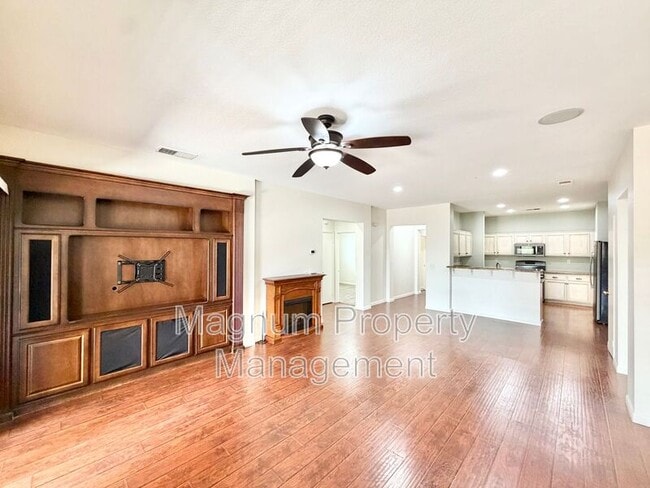 Building Photo - 33205 Gypsum St