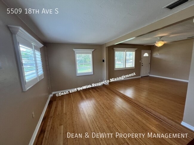 Building Photo - 5509 18th Ave S