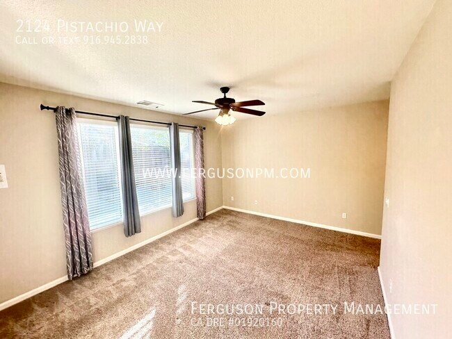 Building Photo - 2124 Pistachio Way