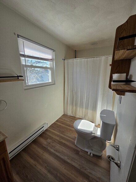 Building Photo - 15 Bowman St