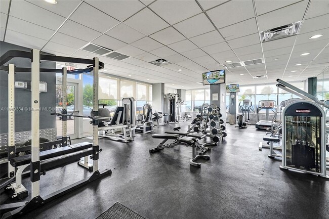 Building Photo - 209 N Fort Lauderdale Beach Blvd