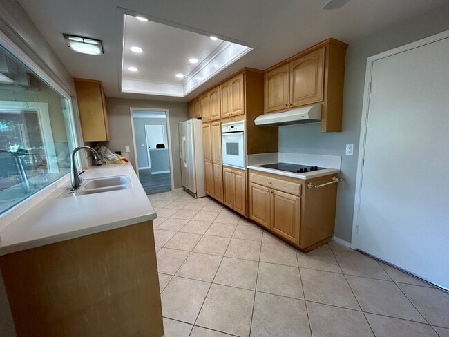 Building Photo - Welcome to your new home!