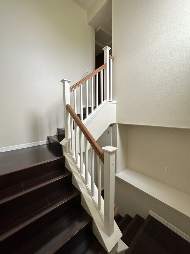 Stairway to 3rd floor looking down - 22919 Mariposa Ave