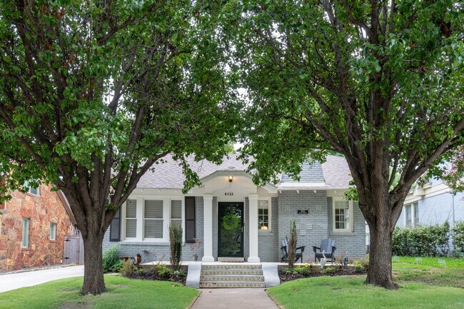 Primary Photo - 4033 Bryce Ave