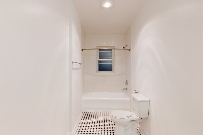 Floorplan - 5222-38 S. Drexel Avenue