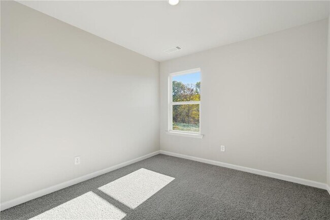 Building Photo - 3966 Oakwood Ter Ct