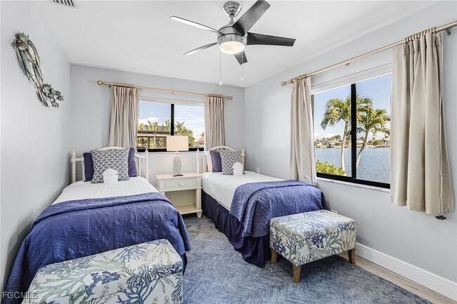 Building Photo - 5019 Skyline Blvd