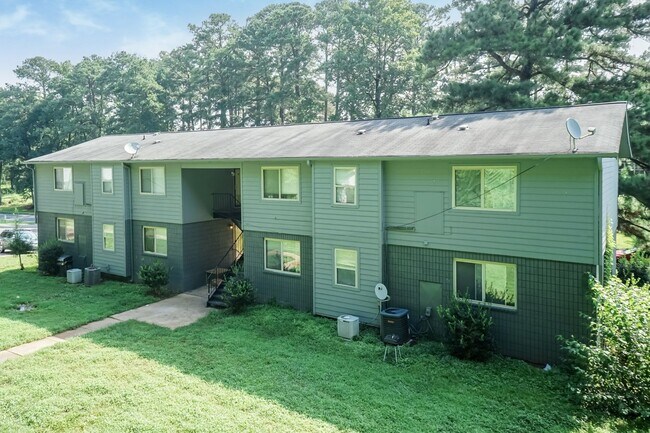 Building Photo - 205 Johnson St