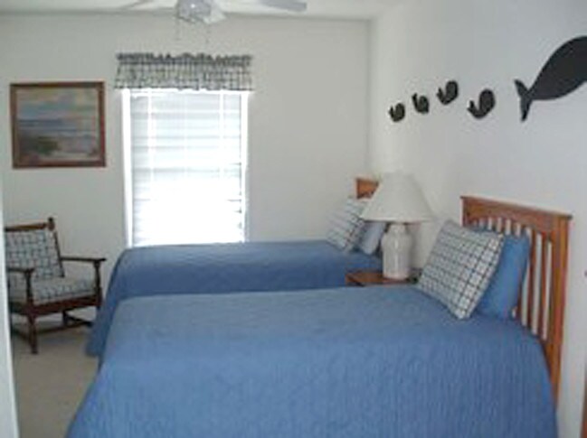 Building Photo - 503 N 1st St