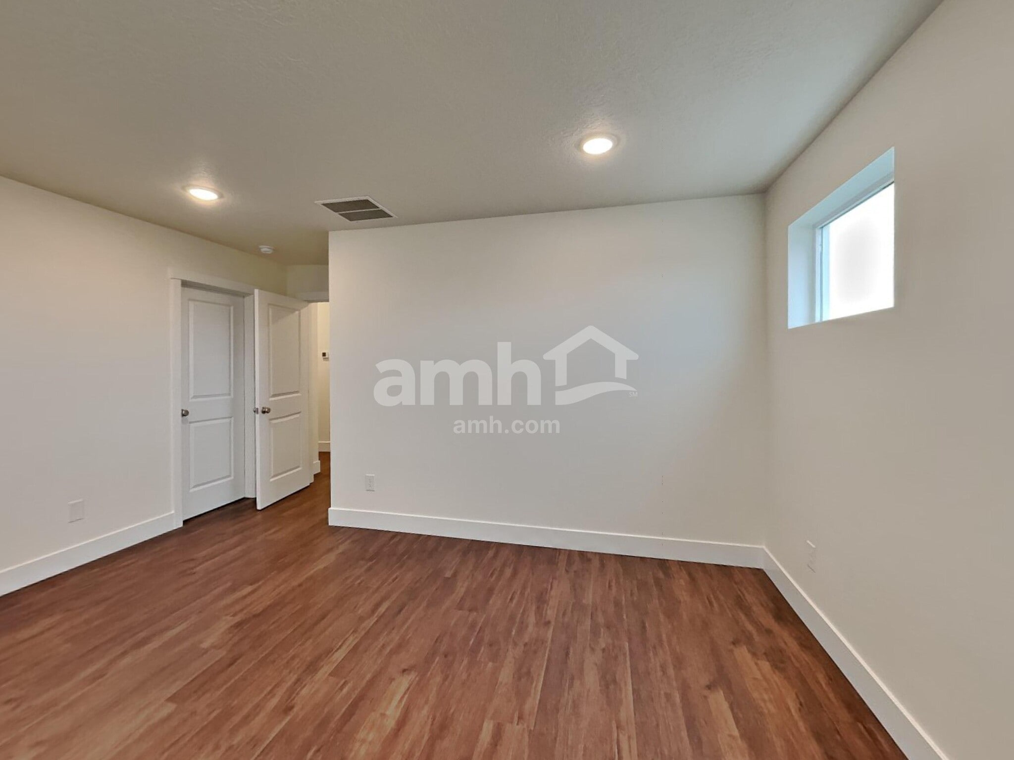 Building Photo - 10035 W Raleigh St