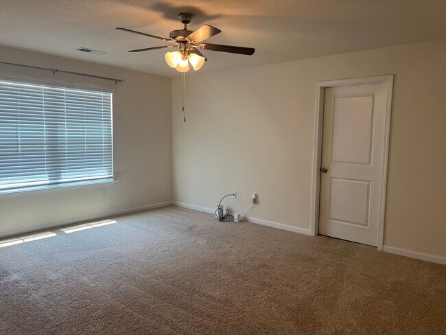Building Photo - 181 Wanderlust Ct