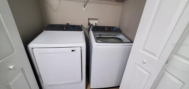 Building Photo - 3430 Dragon View Ct