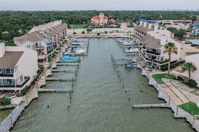 Building Photo - 3663 E NASA Pkwy