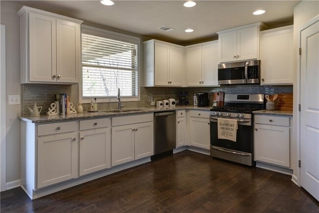 Building Photo - 6018 Park Bay Ct