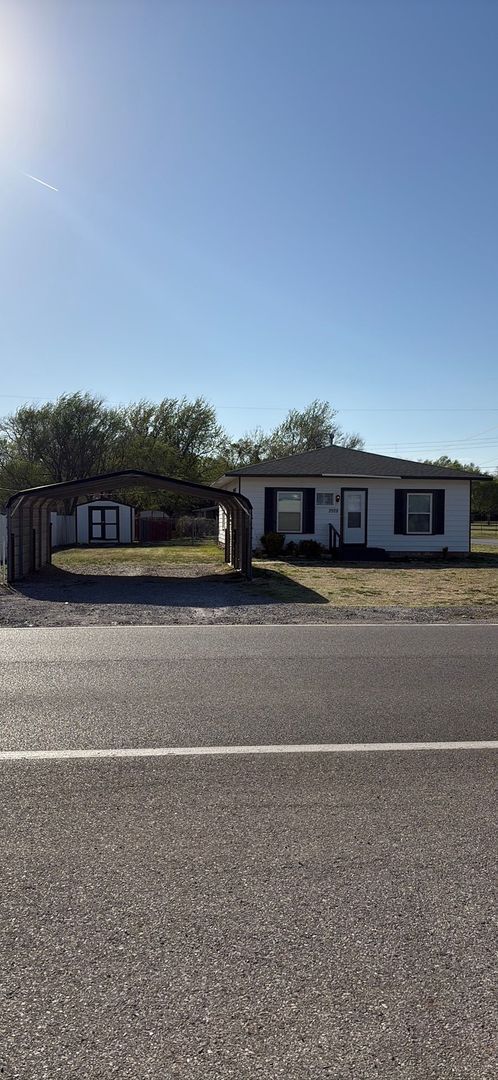 Building Photo - 2928 N Washington St