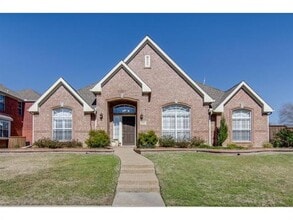 Building Photo - 10310 Mallory Dr