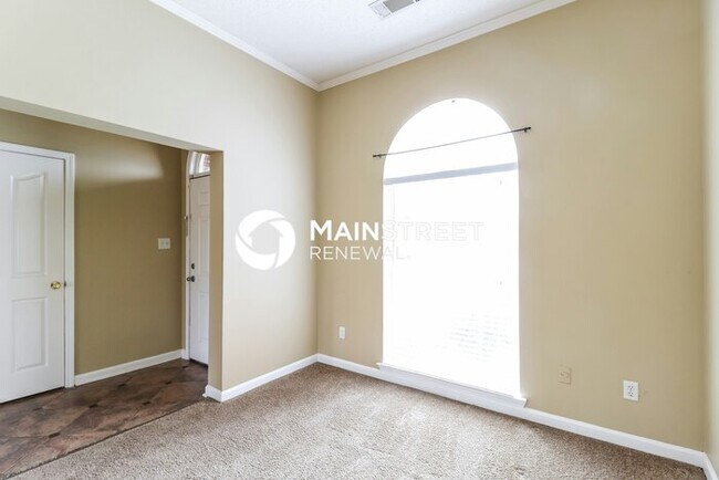 Building Photo - 3 Bedroom Pet-Friendly Home in Collierville, TN with Main Street Renewal