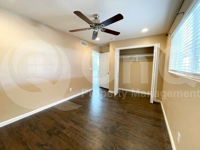 Building Photo - 4851 E Paseo del Bac